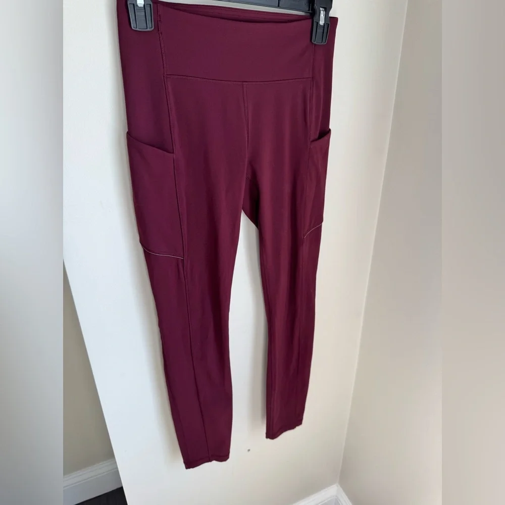 Lululemon Fast and Free High-Rise Garnet Tight Size 4
